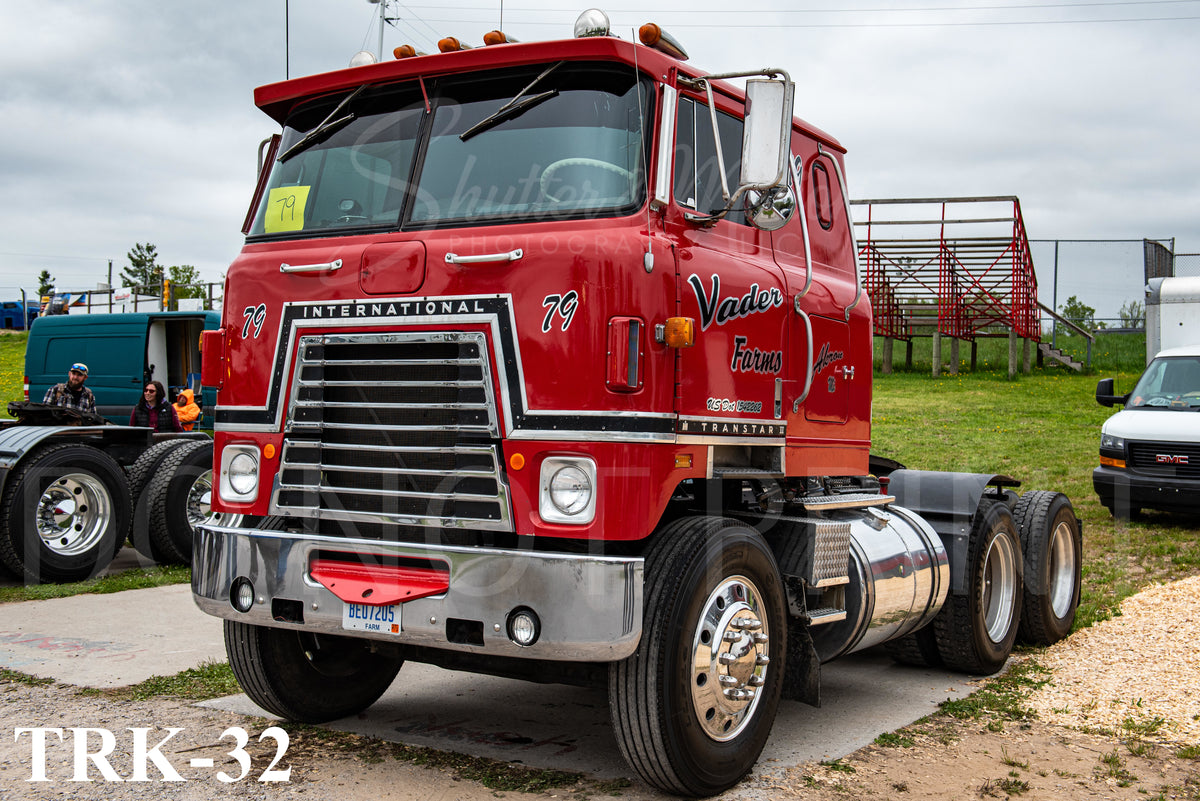 Semi Truck Drag Racing prints/posters
