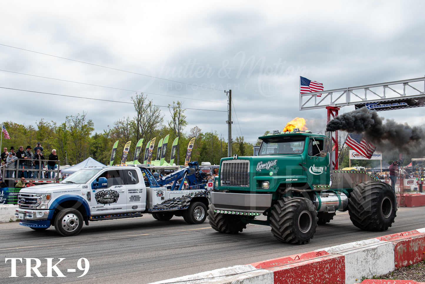 Semi Truck Drag Racing prints/posters