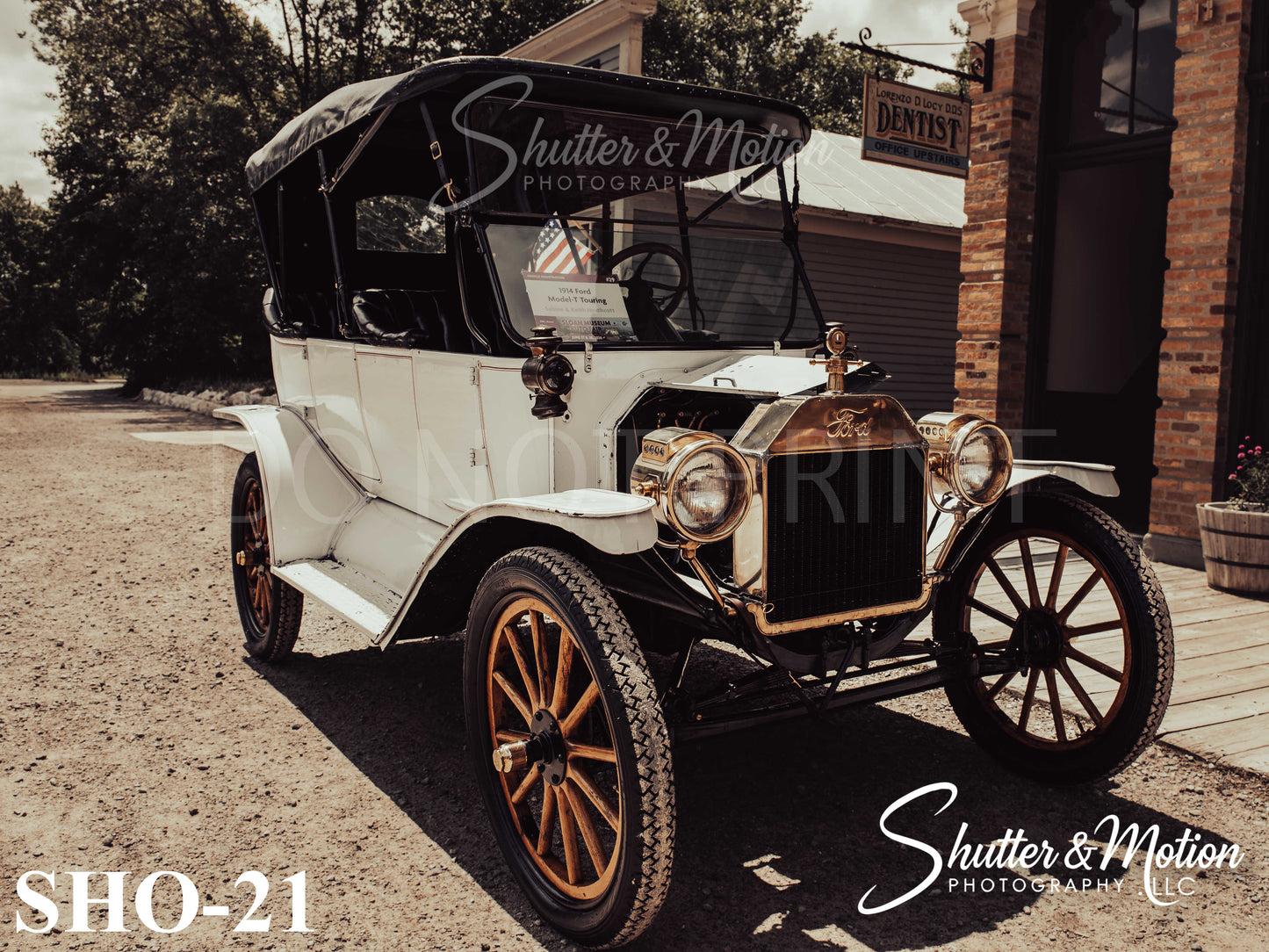 Classic show cars & trucks prints & posters